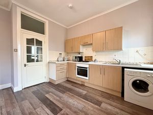 Photo 8- click for photo gallery